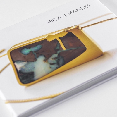 Miriam Mamber – Designer de joias